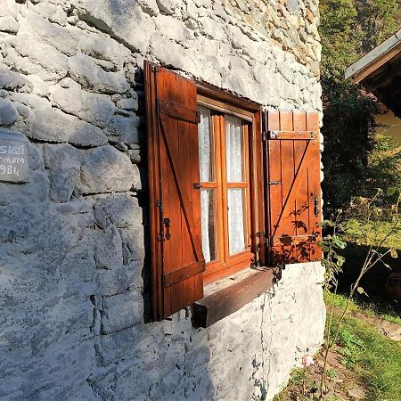 La Casetta Della Mamy Mergozzo Luaran gambar