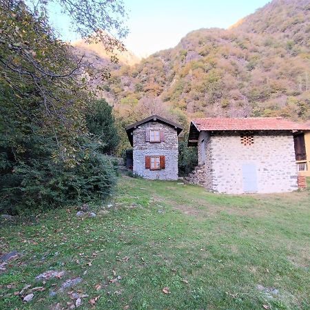 La Casetta Della Mamy Mergozzo Luaran gambar